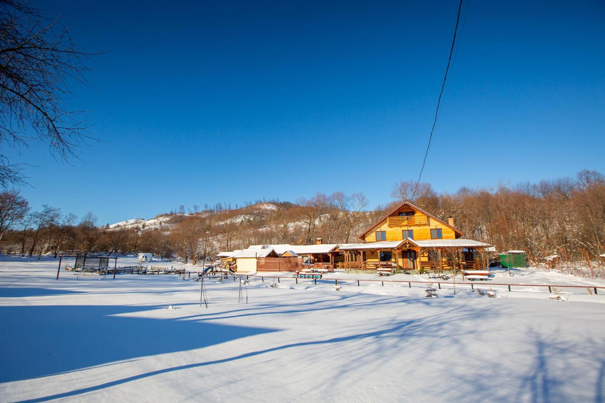 Cabana Lunca Târgu Neamţ Exterior foto